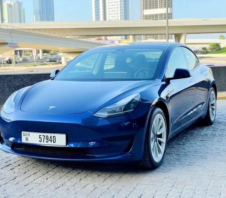 Tesla Model 3 Standard Plus 2021 for rent in دبي